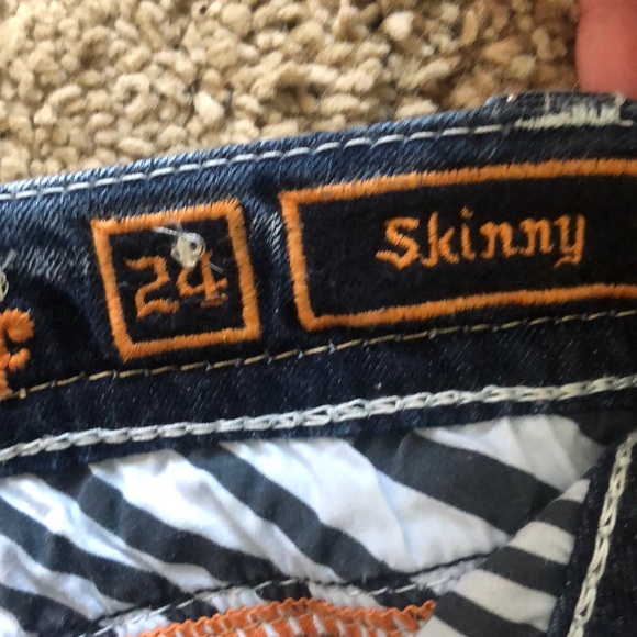 Rock Revival Skinny’s 24 “Lam” - Picture 7 of 8